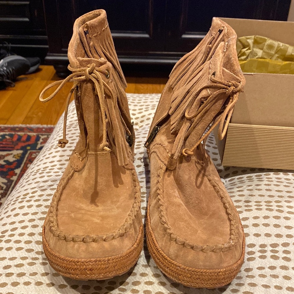 Ugg Kaysa Boots